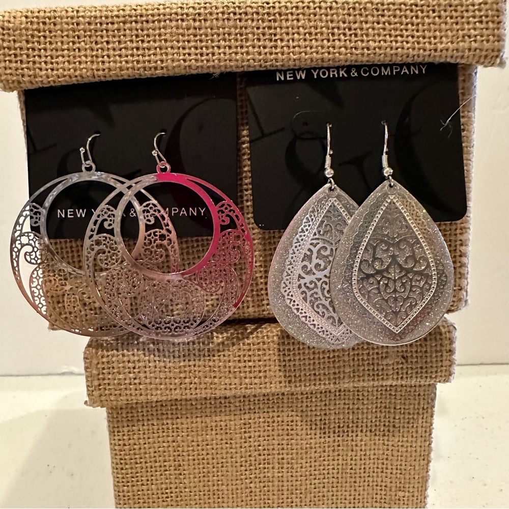 NWT New York & Company 2 pair of silver tone earrings, fish hook, paisley print